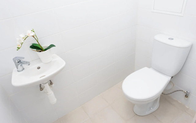 Good House (Гуд Хаус) в переулке Полимерный 13