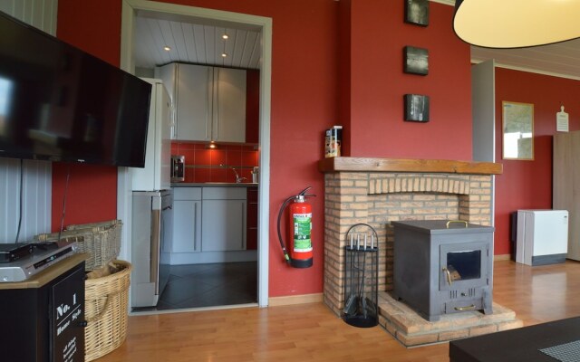 Cozy Chalet in Malmedy with Private Garden