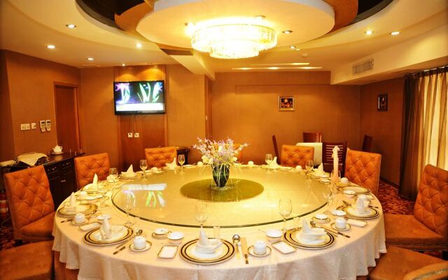 The Ruifeng Yorker Hotel