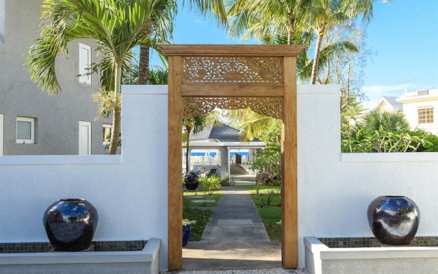 Voile Bleue Boutique Hotel in Pointe Aux Piments, Mauritius from 123$, photos, reviews - zenhotels.com hotel front