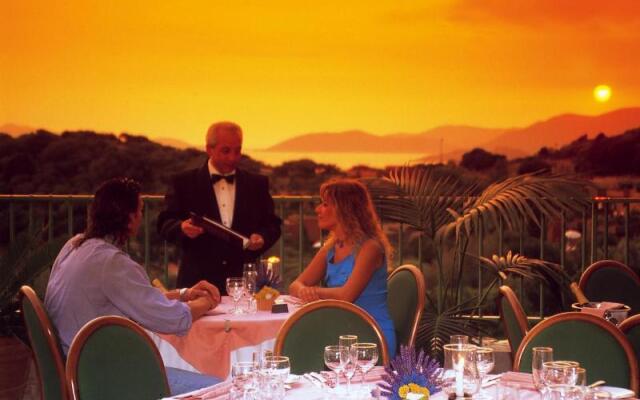 Hotel Club Baia Delle Ginestre