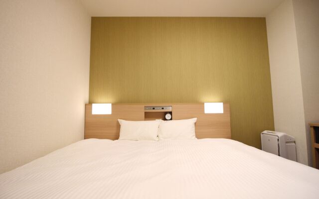 Nest&Rise Osaka Namba Hotel