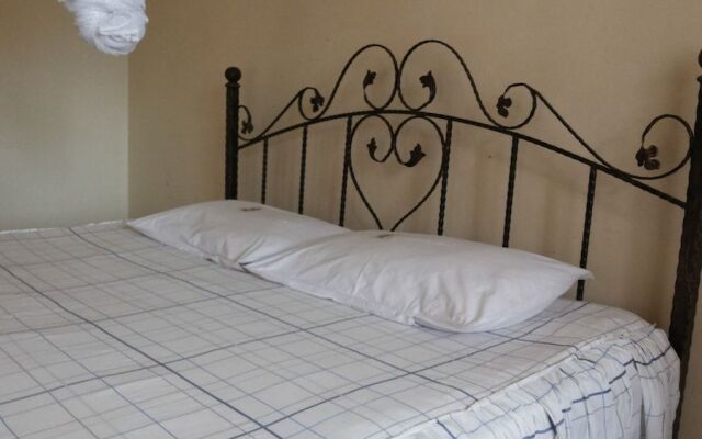Lillian Towers Hotel