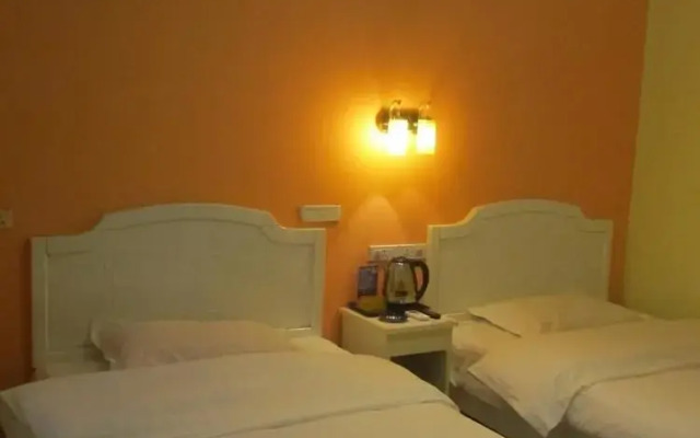 Yangshuo Romantic Hostel