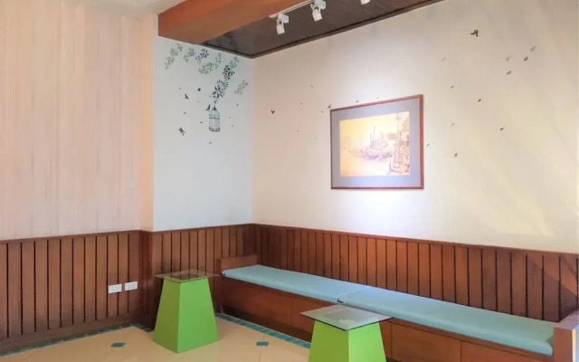 Aung Pung Serviced Apartment