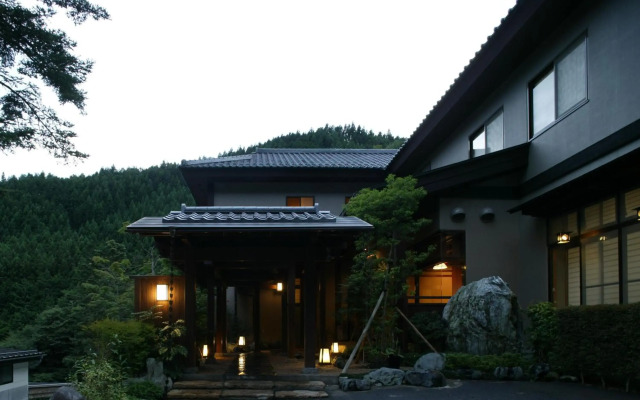 Shima Onsen YOSHIMOTO