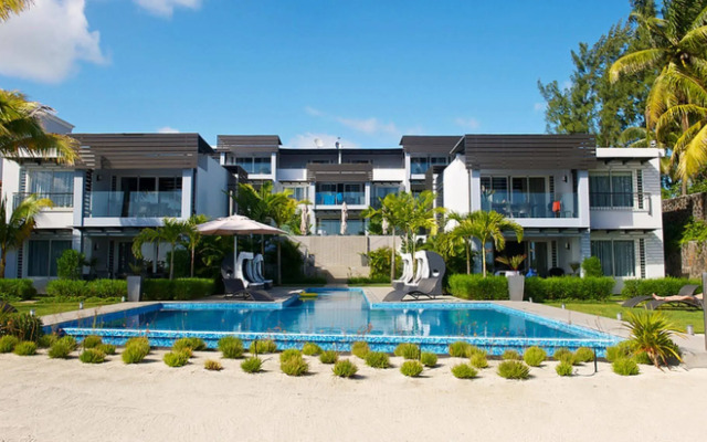 Plage Bleue Beachfront Apartments