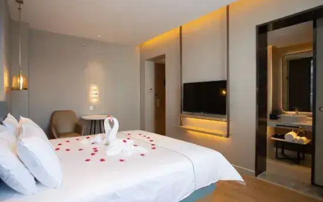 Magnotel Hotel (Ancient City of Zhengding Longxing Temple)