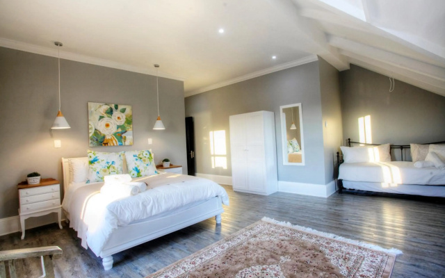 23 On Glen Guest House