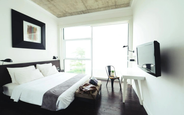 Morrissey Hotel