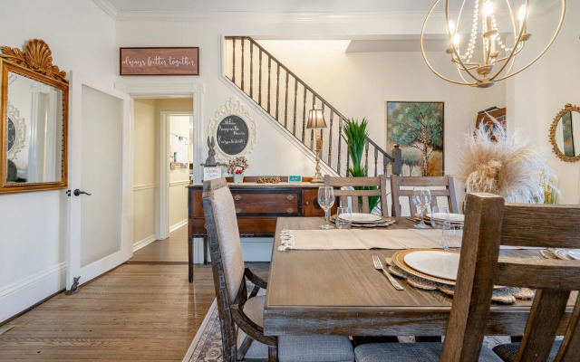 The Kingsville House