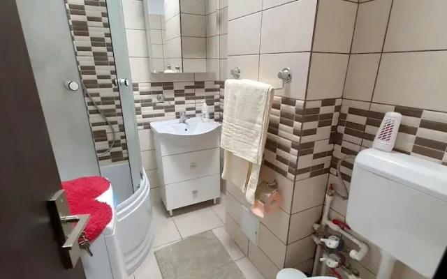 Apartment With one Bedroom in Sector 3, București, With Wonderful City View and Wifi - Near the Slopes