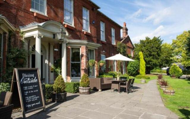 Innkeepers Lodge Lichfield