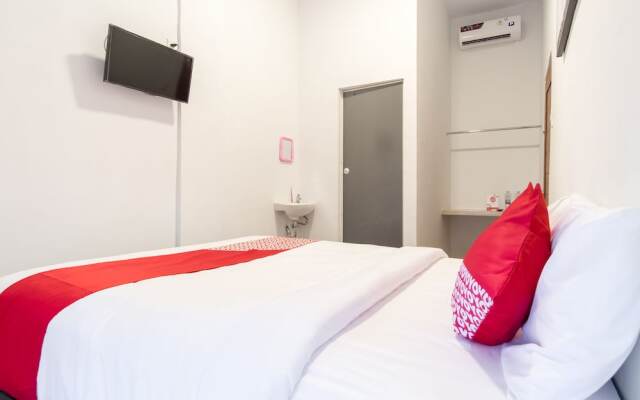 835 Metropolitan Home Stay