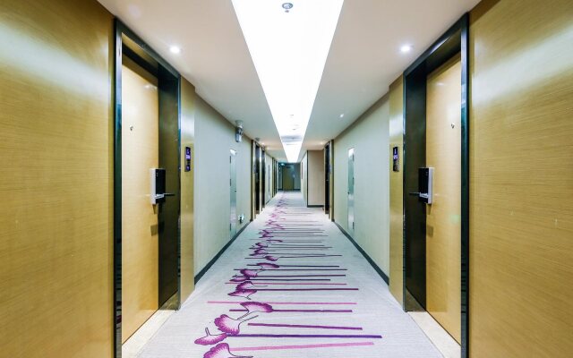 Lavande Hotel Guangzhou Baogang Avenue BrandBuy Mall