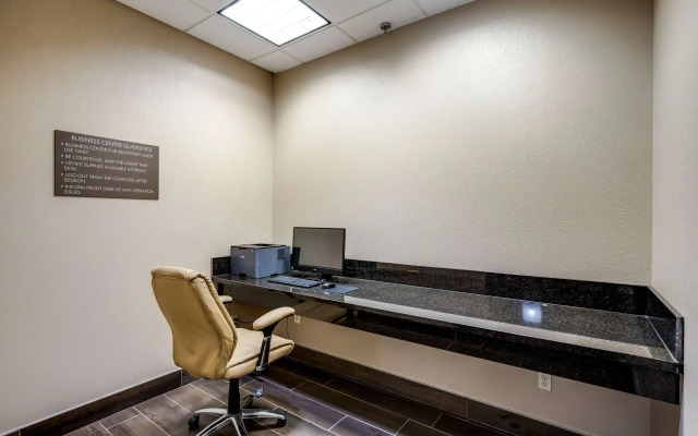 Comfort Inn Bonner Springs Kansas City