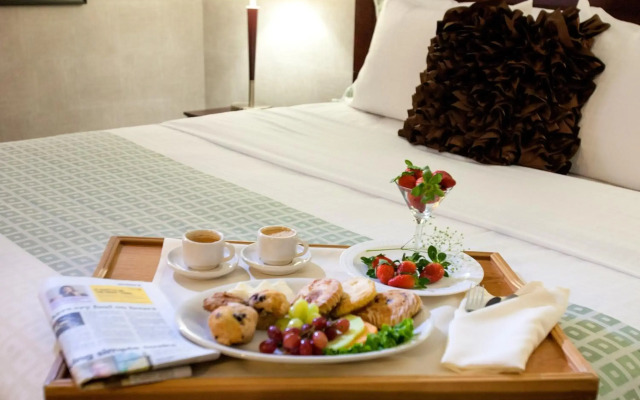Somerset Inn