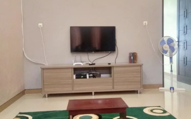 Kems Homestay by FH Stay