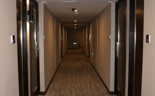 Dalian Royal Hotel