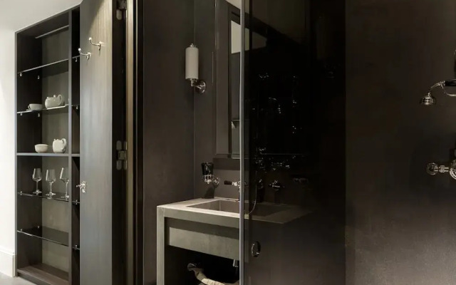 Harrods Knightsbridge Premium Suite I
