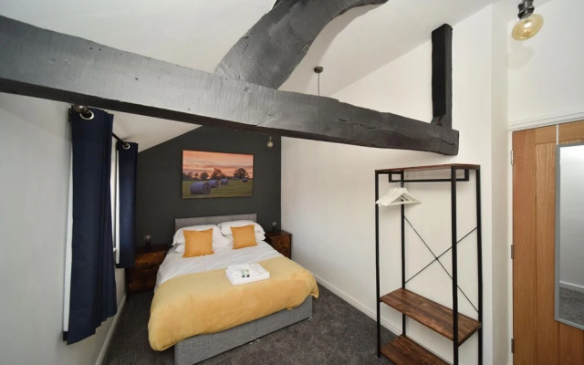 Silk Suite - Chester Road Apartments by Premier Serviced Accommodation
