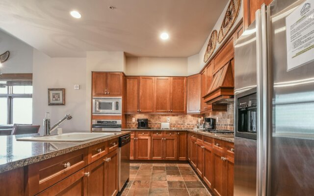 Lone Eagle 3051 by SummitCove Vacation Lodging