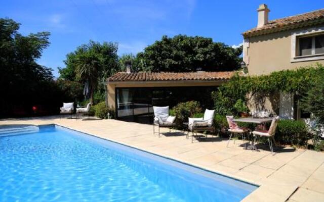 Maison d'hotes "Les Ecuries du Mas"