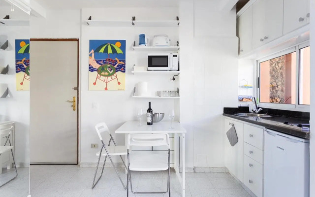 Perla's House Studio with incredible sea view