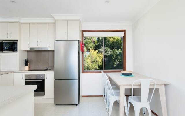 Happy Days, 49 Pantowora Street