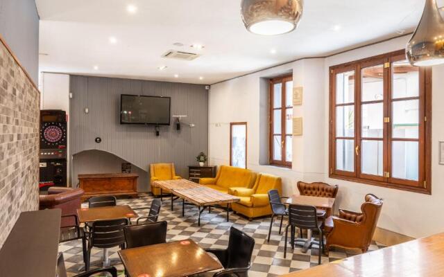 El Josemari Youth Hostel - Albergue Juvenil