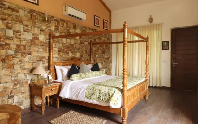 Tree of Life Vanvilas Riveredge