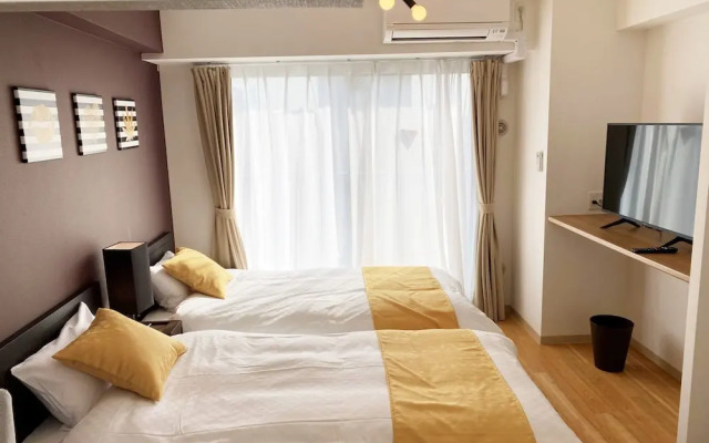 At RLiS House Osaka Domecity