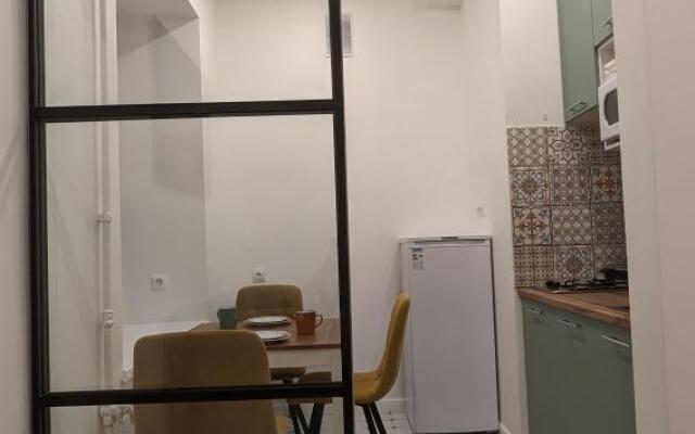 Апартаменты на 16 линии Васильевского острова 11Б