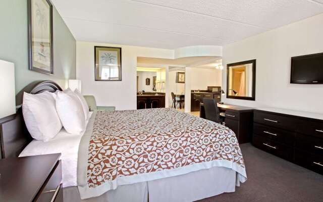 Days Inn by Wyndham Orlando Airport Florida Mall