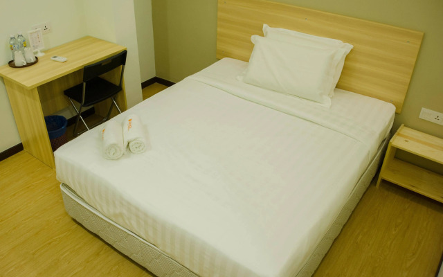 1 Orange Hotel Sungai Buloh