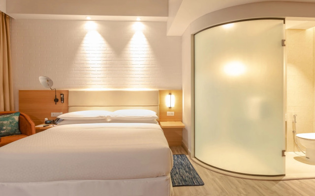 Holiday Inn Express Chennai Old Mahabalipuram Road