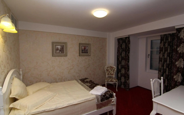Hotel Helin Central