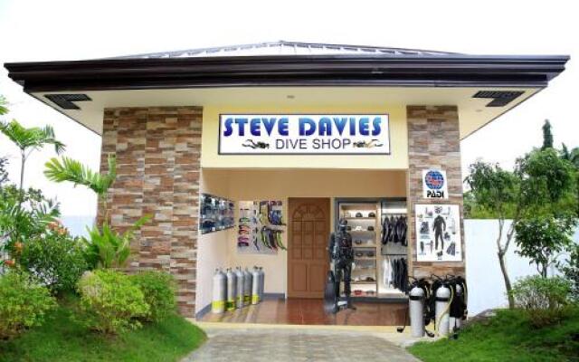 Moabog Reef and Resort