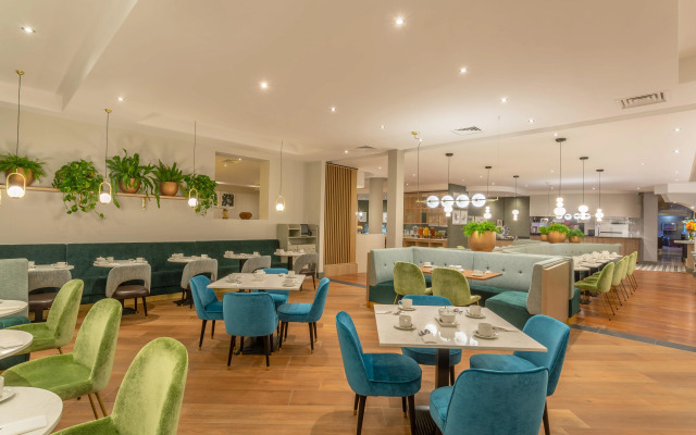 Crowne Plaza Dublin Airport by IHG