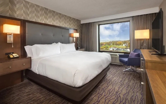 DoubleTree by Hilton Halifax Dartmouth