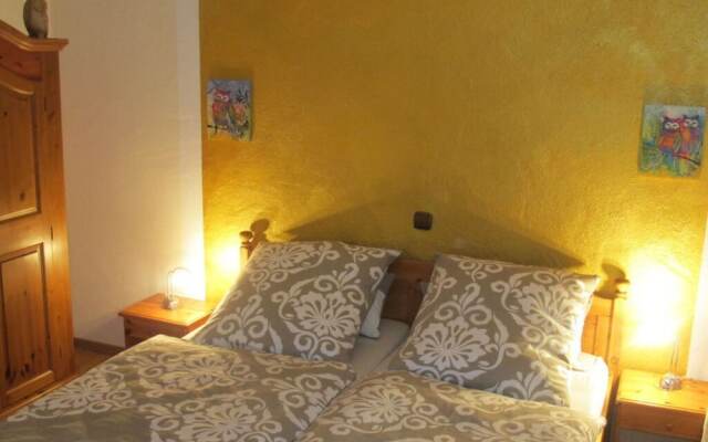 Chez Emil and Isabelle