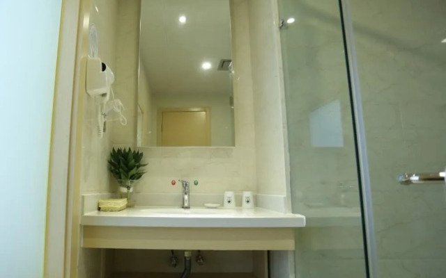 GreenTree Inn Tianjin Jinnan District Xianshui Guyuetan Express Hotel