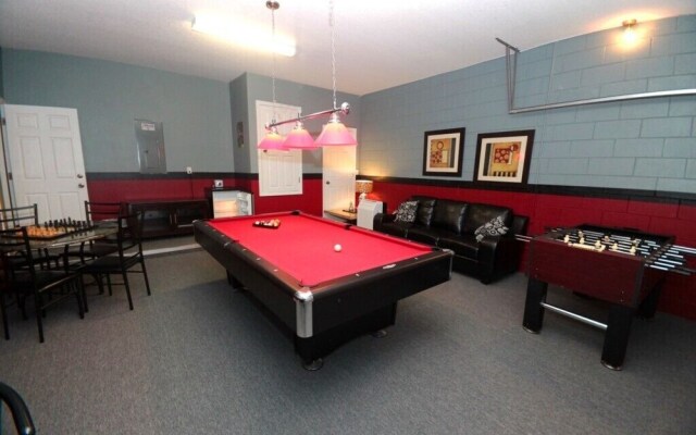 301 Las Fuentes Drive 6 Bedroom Home