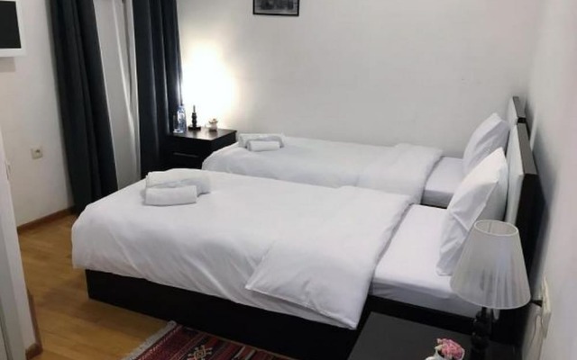 Ava Hotel