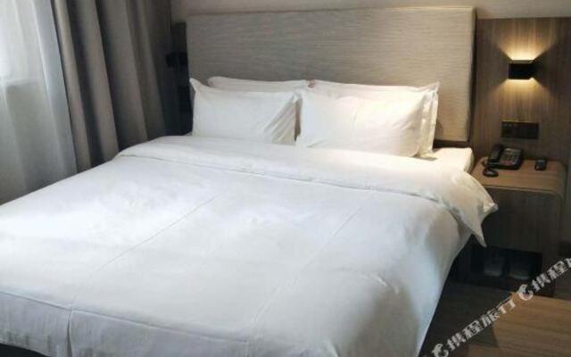 HanTing Hotel (Xinjiang Jiangzhou Avenue)