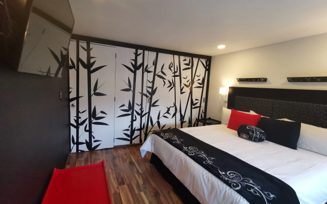 Black Boutique Hotel