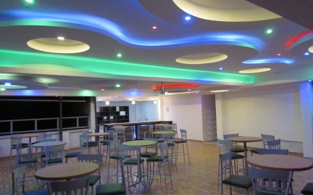Raygreen Hotel