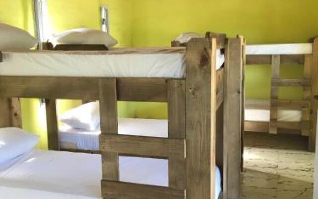 Eirú Hostel