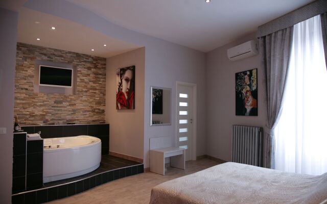 Five Rooms Rome