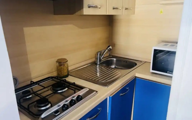 Sunny Apartment With Balcony-beahost